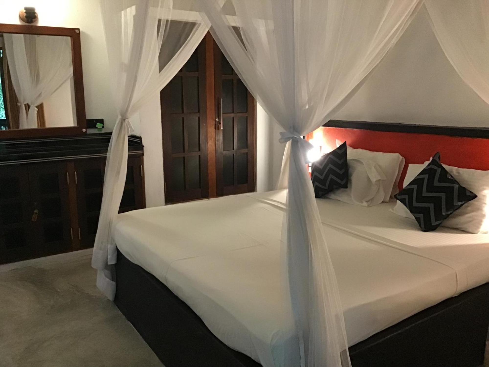 Sanjeehome & Lanka Ayurveda, Бентота Экстерьер фото
