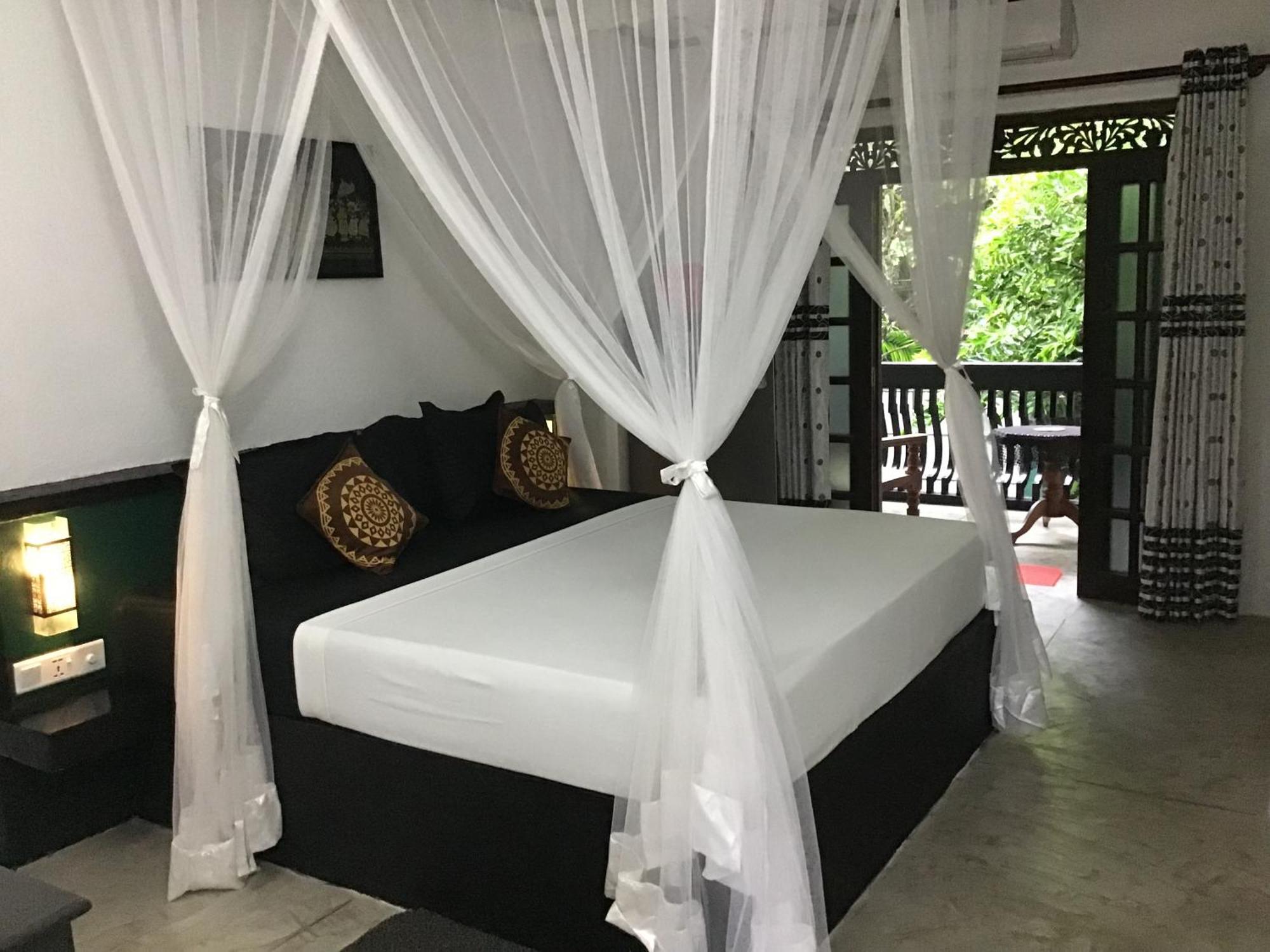 Sanjeehome & Lanka Ayurveda, Бентота Экстерьер фото